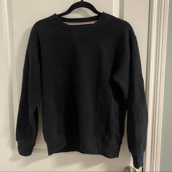 TNA Black Crewneck - Picture 1 of 3